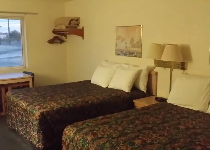 Motel America's Choice & 2*