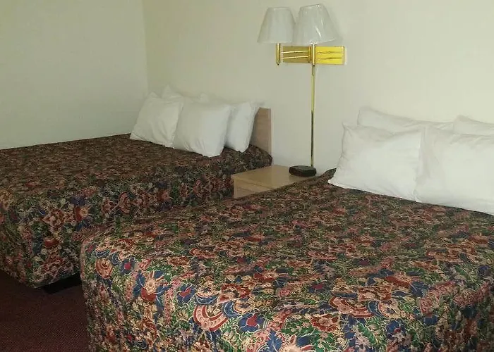 Motel America's Choice & 2*